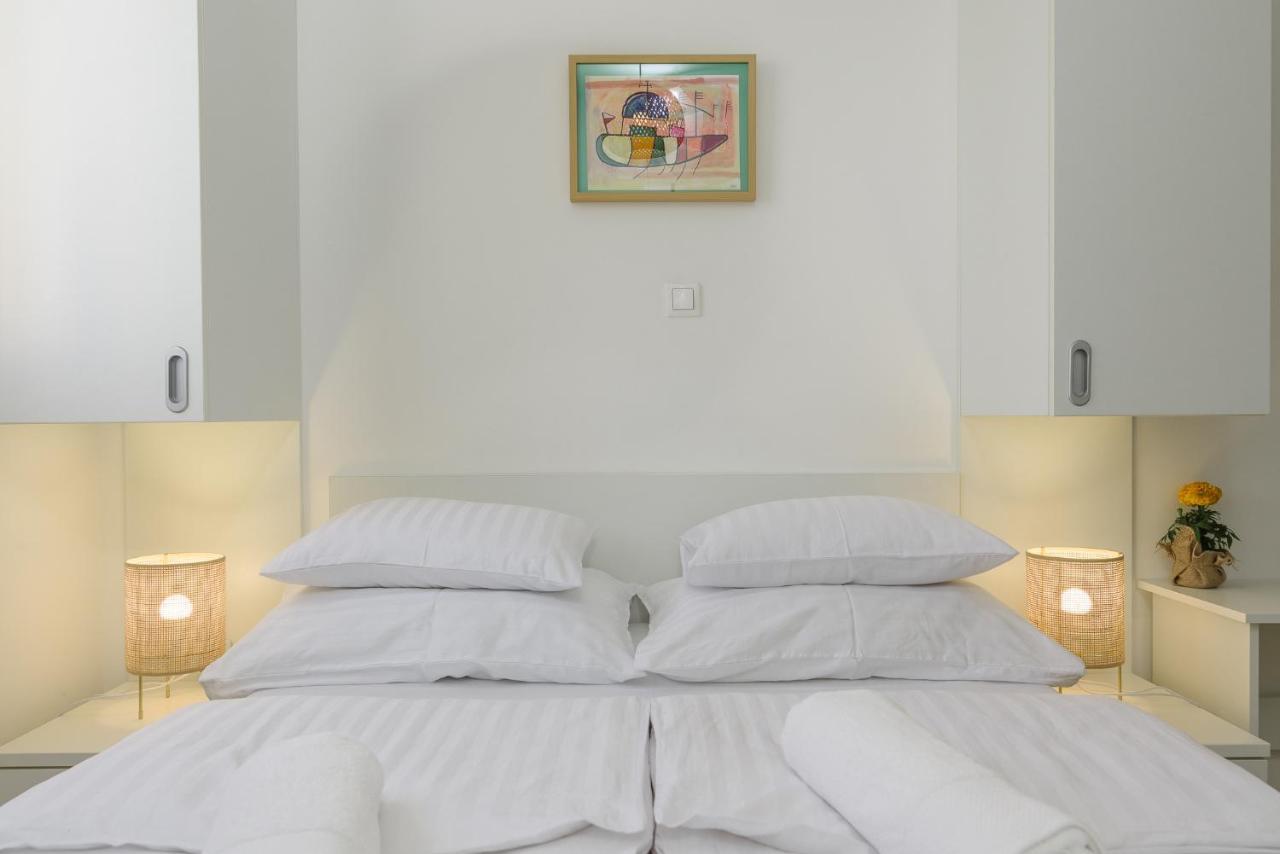 Vila White トロギール エクステリア 写真